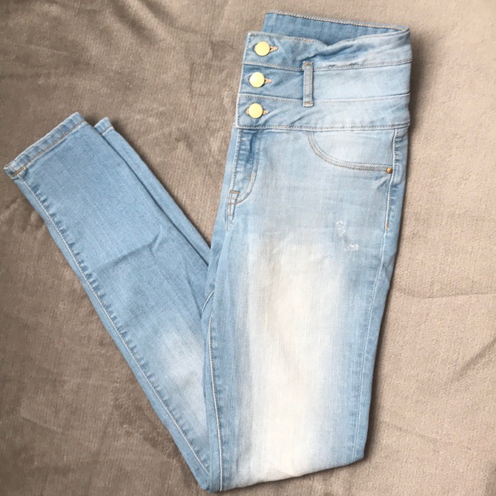 High waisted Lightwash Jeans
